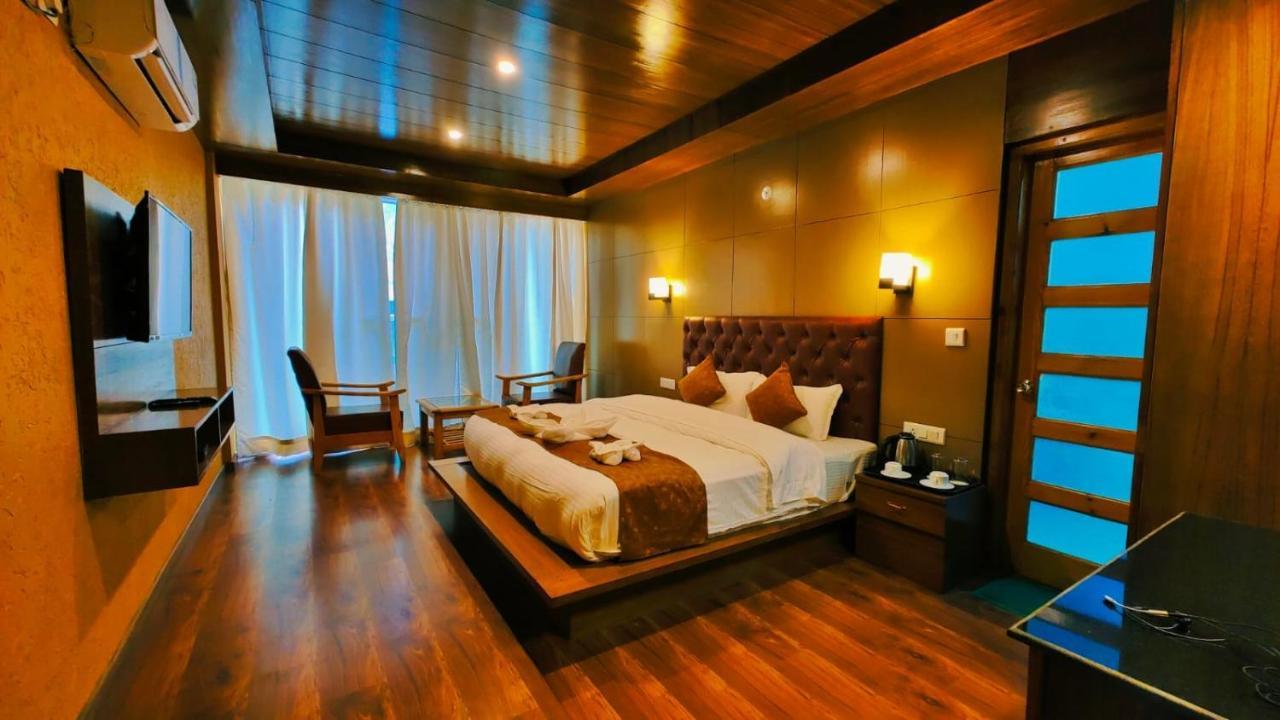 Vista Hill Resort- Centrally Heated & Air Cooled Resort, Manali Exteriér fotografie
